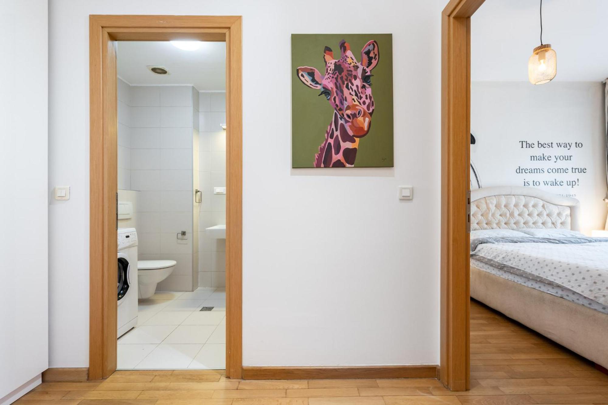 Lazynest - Modern Apartment With Parking & Balcony Bukarest Exteriör bild