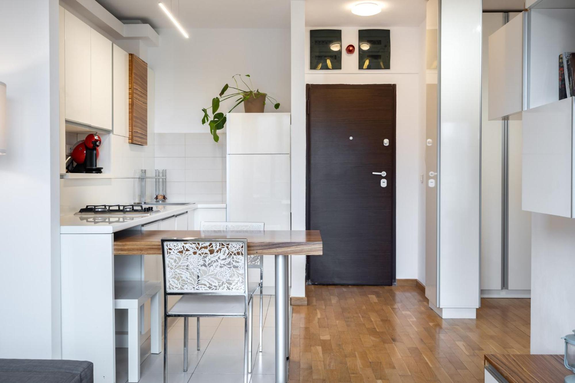 Lazynest - Modern Apartment With Parking & Balcony Bukarest Exteriör bild